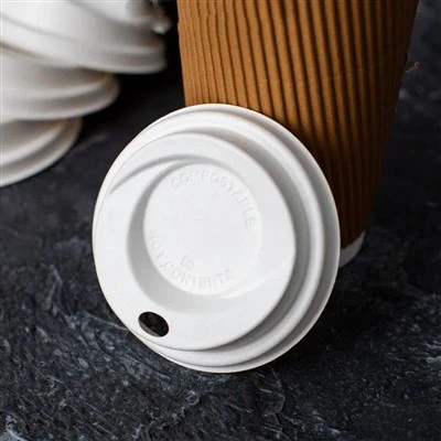 Tazas de café con tapa